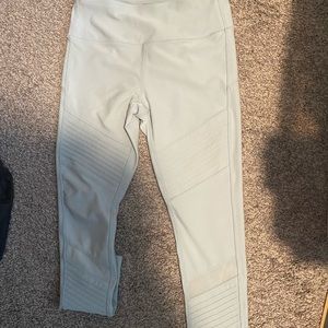Women’s Mondetta training Leggings